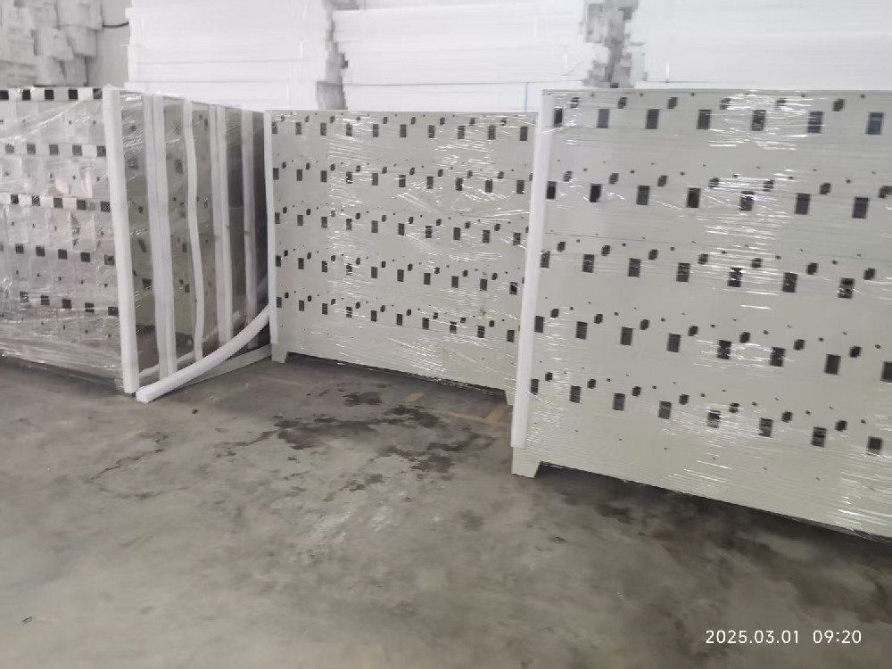 1741326452176940.jpg
